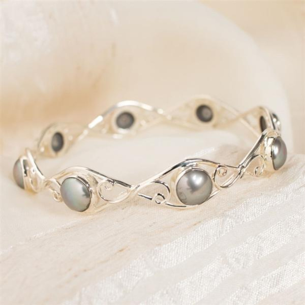 Silver Pearls Bracelet
